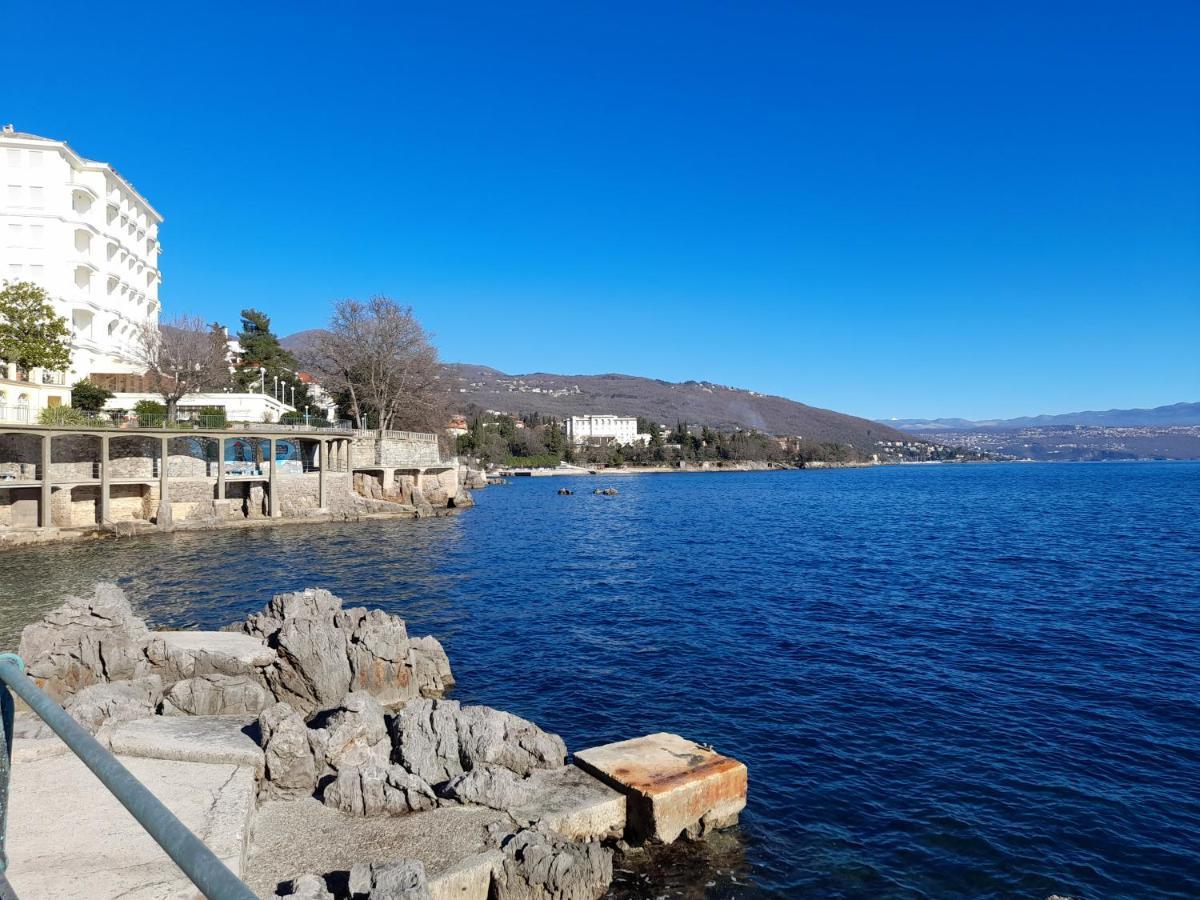 Apartments Orange Lovran Dış mekan fotoğraf