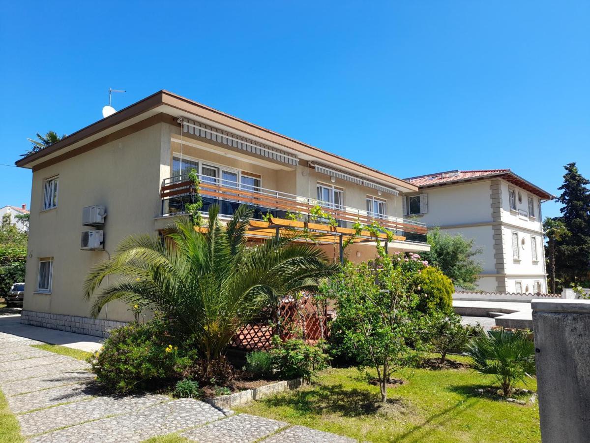 Apartments Orange Lovran Dış mekan fotoğraf
