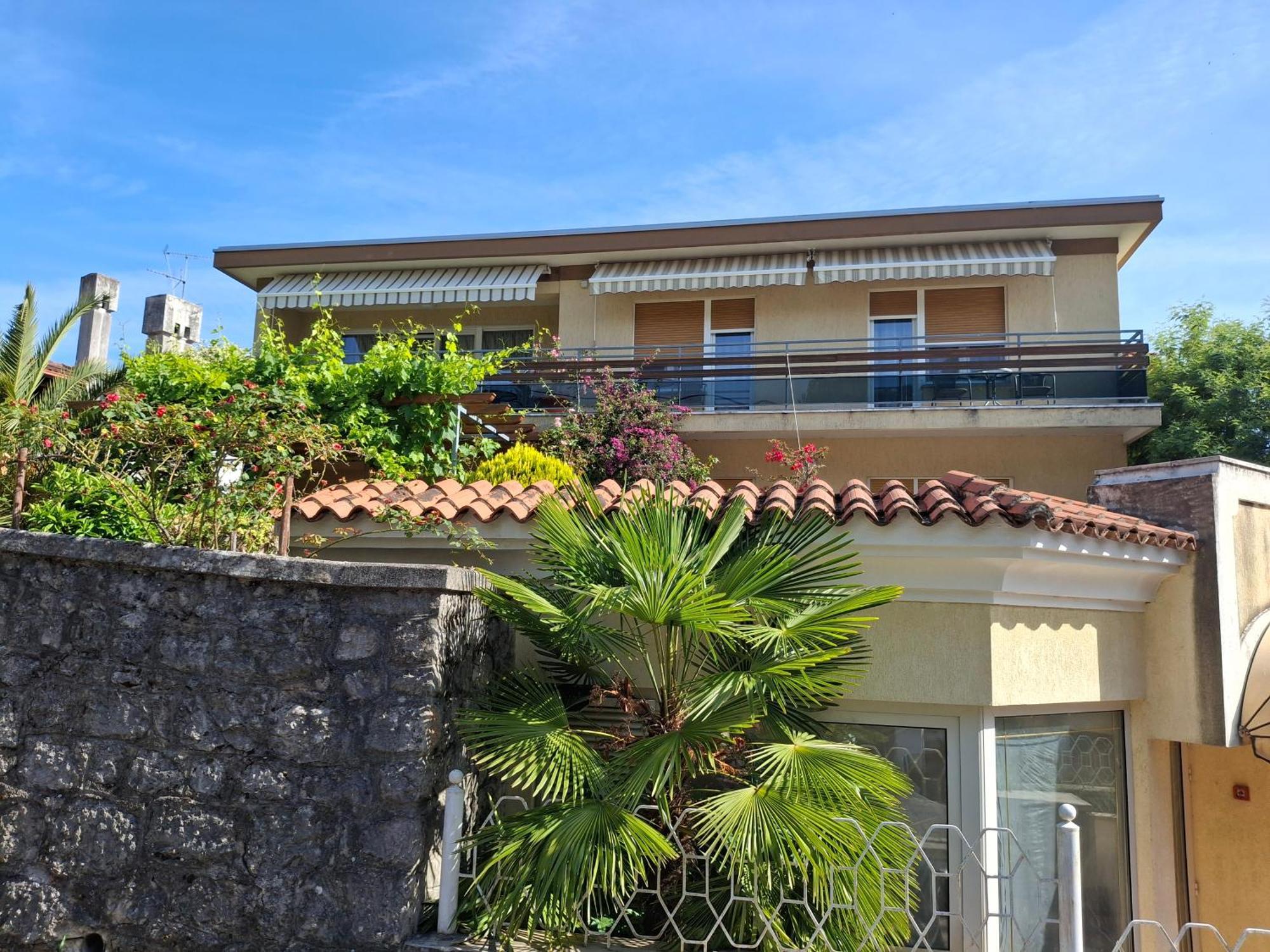 Apartments Orange Lovran Dış mekan fotoğraf